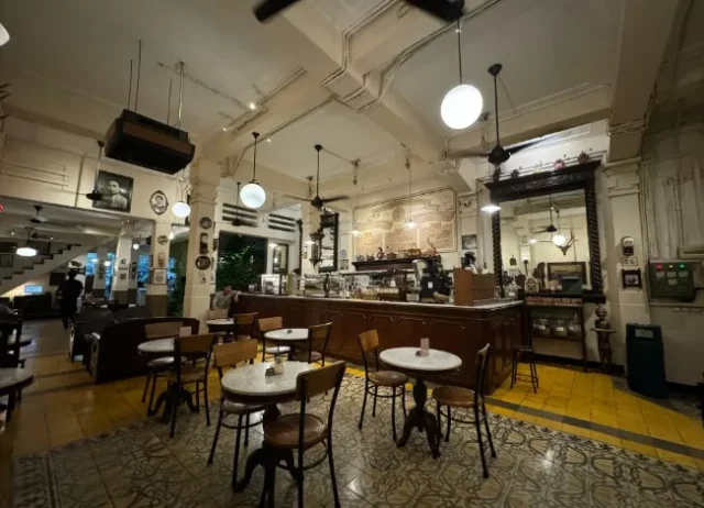 Ngopi Asik di Jakarta Selatan: 7 Coffee Shop yang Wajib Dicoba