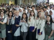 Pemerintah Jelaskan Alasan Penundaan Akses Media Sosial bagi Anak di Bawah 16 Tahun: Demi Masa Depan Digital yang Aman Pemerintah Jelaskan Alasan Penundaan Akses Media Sosial bagi Anak di Bawah 16 Tahun