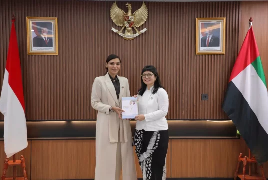 Perkuat Talenta Digital, Kemdiktisaintek Kolaborasi dengan Uni Emirat Arab: Langkah Strategis Menuju Indonesia Emas Perkuat Talenta Digital, Kemdiktisaintek Kolaborasi dengan Uni Emirat Arab: Langkah Strategis Menuju Indonesia Emas